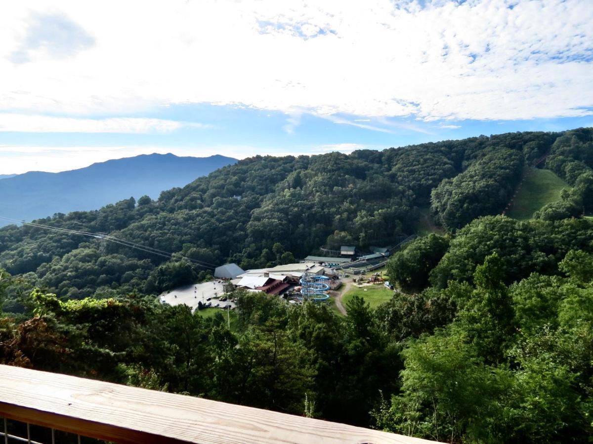 Million Dollar Views! 4 Bedroom, Sleeps 9, Close To National Park And 5 Mi To Gatlinburg! Exterior photo